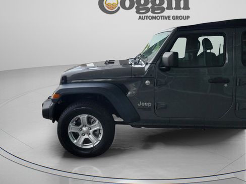 Used 2018 Jeep Wrangler Unlimited Sport S image 5