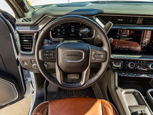 Used 2026 GMC Sierra 2500 Denali Ultimate w/ Max Trailering Package image 20