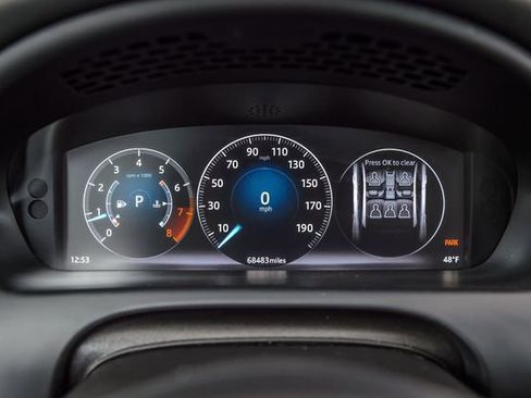 Used 2017 Jaguar XJ R-Sport image 18