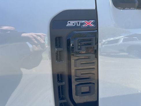 New 2026 Ford F250 XL AWD/4WD image 15