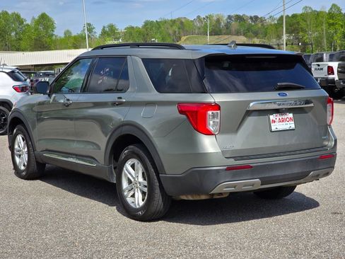 Used 2020 Ford Explorer XLT w/ Equipment Group 202A image 13