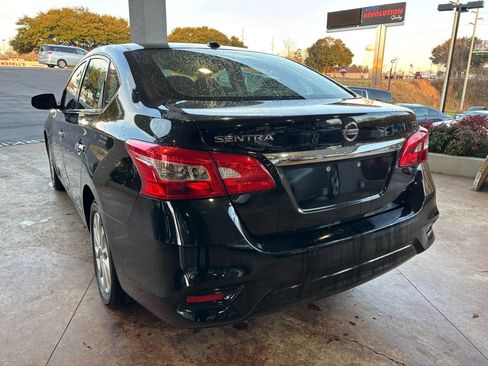 Used 2019 Nissan Sentra SV image 4