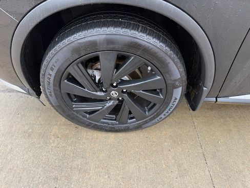 Used 2017 Nissan Murano Platinum w/ Platinum Technology Package image 12