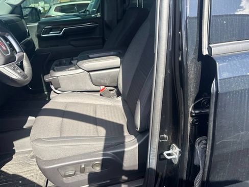 Used 2024 GMC Sierra 1500 Elevation w/ LPO, Elevation Black Package AWD/4WD image 9
