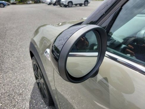 Used 2019 MINI Cooper S w/ Premium Package image 18