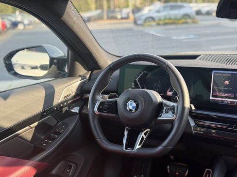 Certified 2025 BMW 530i w/ M Sport Package image 22