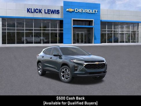 New 2026 Chevrolet Trax LT image 1
