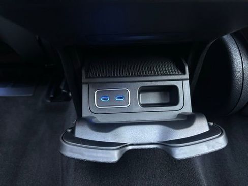 Used 2026 Mercedes-Benz GLS 450 4MATIC image 29