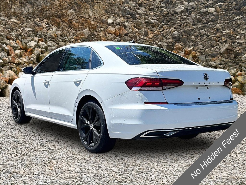 Used 2022 Volkswagen Passat 2.0T SE FWD image 10