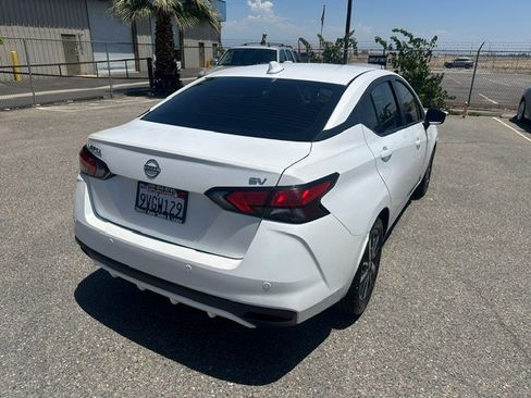 Used 2024 Nissan Versa SV FWD image 10