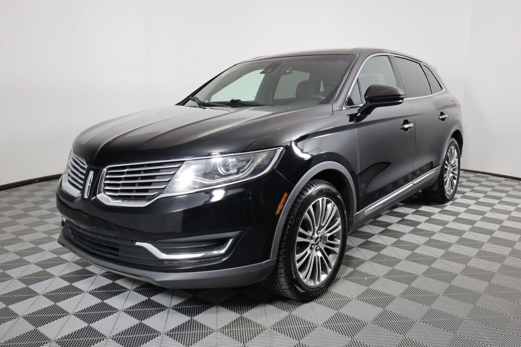 Used 2016 Lincoln MKX Reserve w/ Climate Package FWD image 5