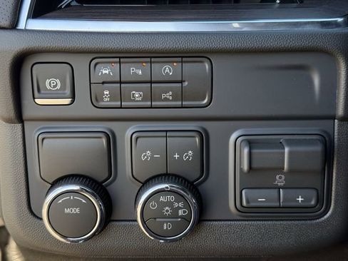 New 2026 Chevrolet Tahoe Premier w/ Sun And Tow Package image 21