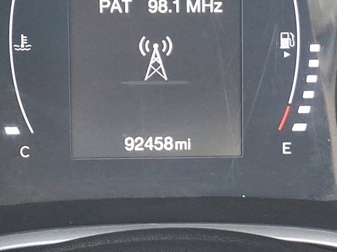 Used 2019 Jeep Compass Sport image 19