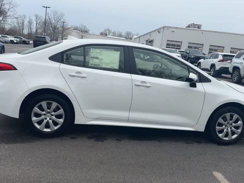 New 2026 Toyota Corolla LE image 9