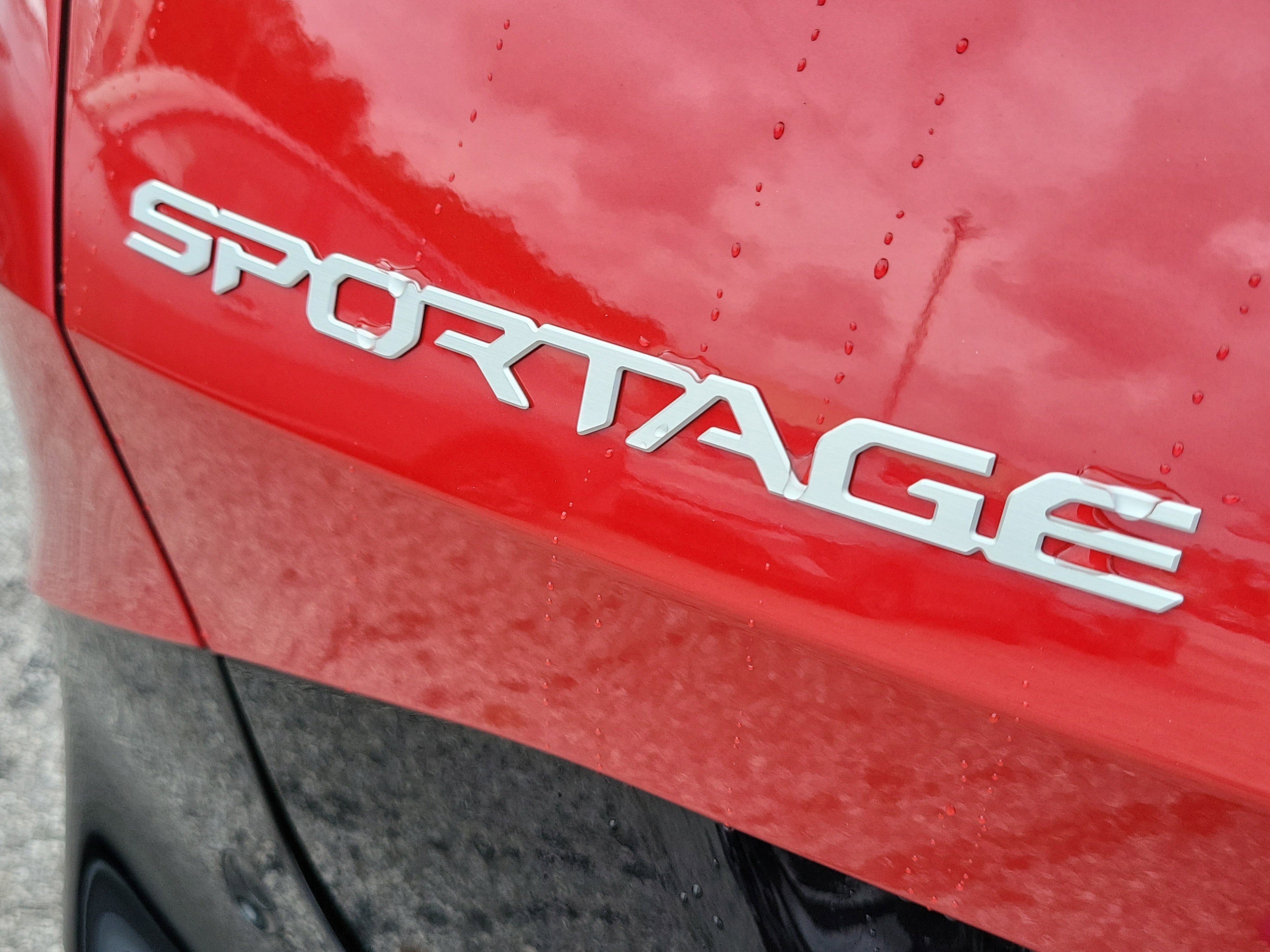 New 2026 Kia Sportage SX FWD image 8