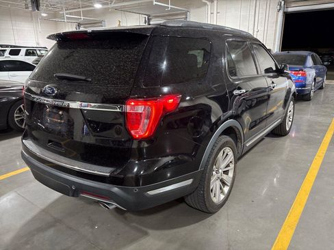 Used 2019 Ford Explorer Limited w/ Class III Trailer Tow Package FWD image 3