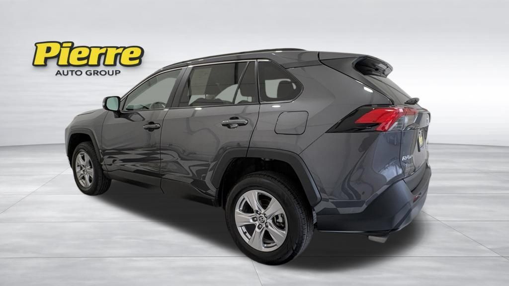 Used 2024 Toyota RAV4 XLE FWD image 2