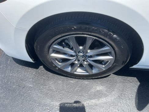 Certified 2024 MAZDA MAZDA3 s FWD image 50