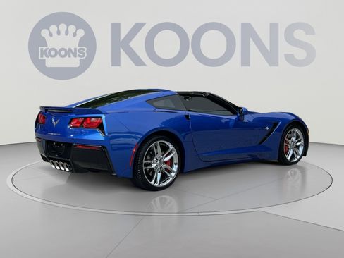 Used 2019 Chevrolet Corvette Stingray Coupe w/ Z51 1LT RWD image 11