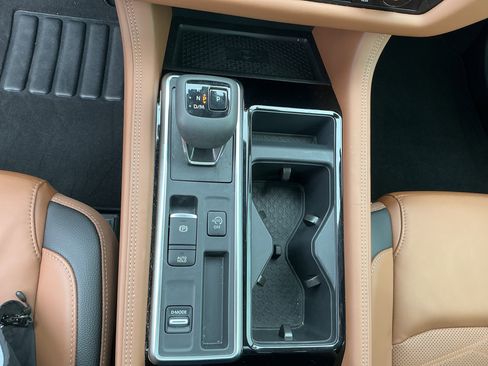 Certified 2025 Nissan Pathfinder Platinum w/ Cargo Package image 21