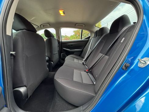 Used 2025 Nissan Sentra SV FWD image 18
