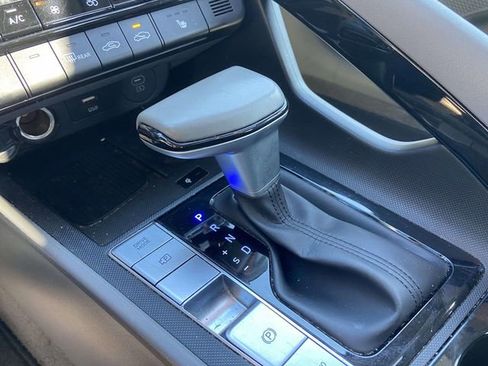 Certified 2024 Hyundai Elantra SEL w/ Convenience Package image 27