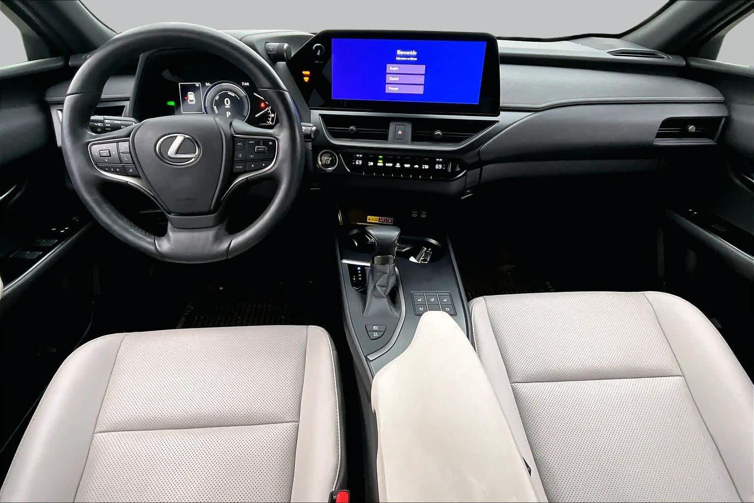 Used 2024 Lexus UX 250h AWD w/ Premium Package image 16
