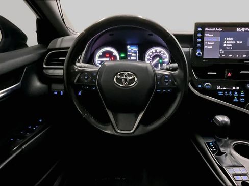 Used 2023 Toyota Camry SE w/ Audio Upgrade Package FWD image 6