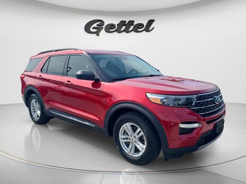 Used 2020 Ford Explorer XLT w/ Equipment Group 202A RWD image 3