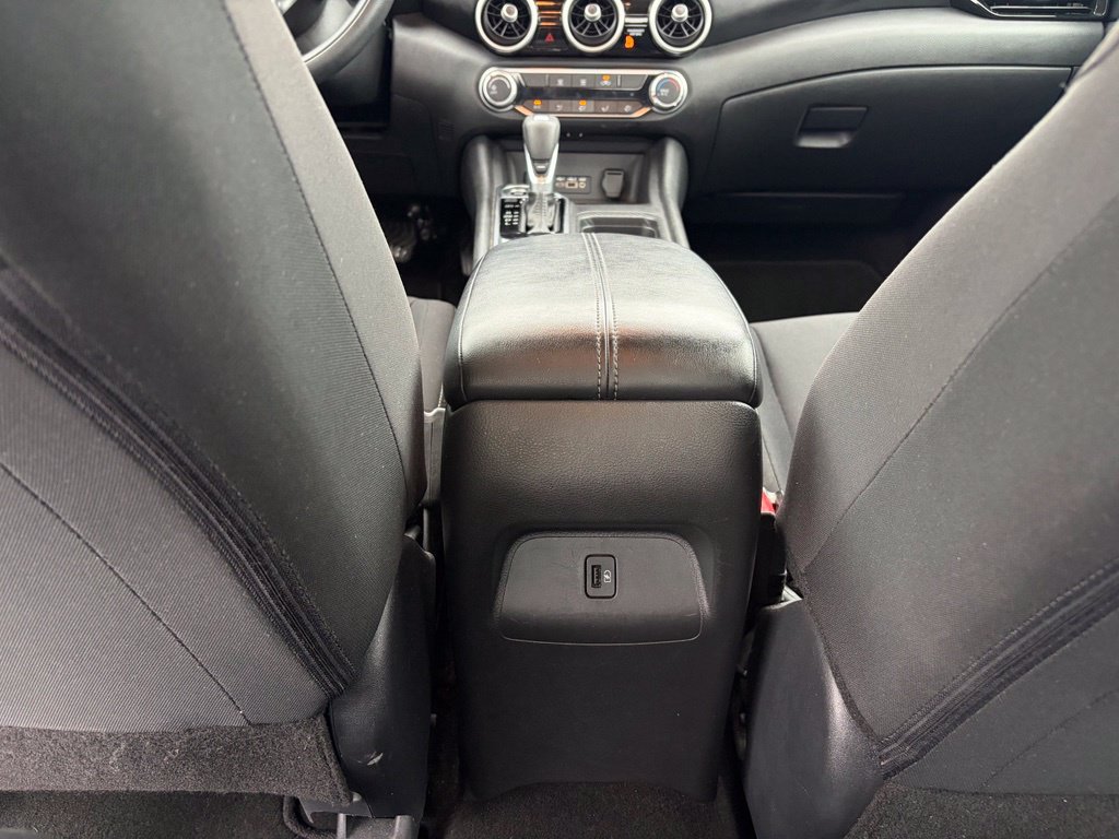 Used 2025 Nissan Sentra SV FWD image 24