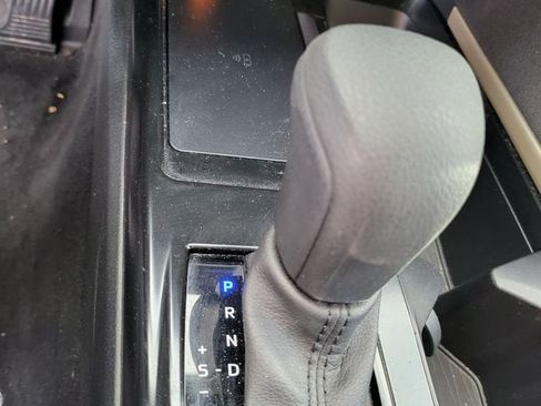 Used 2025 Toyota Camry LE image 8