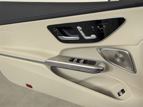 New 2026 Mercedes-Benz CLE 300 4MATIC Cabriolet image 15