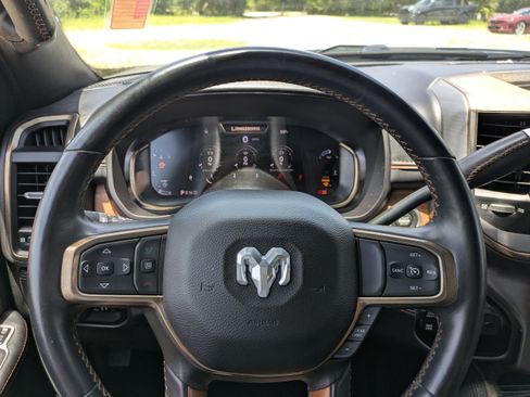 Used 2023 RAM 3500 Limited AWD/4WD image 22