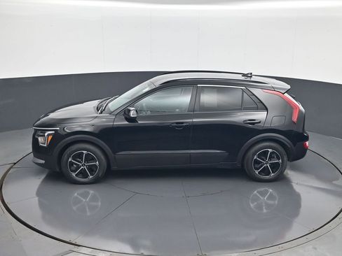 Used 2023 Kia Niro EX FWD image 20