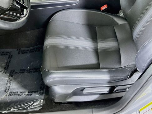 Used 2023 Honda Civic Sport image 18
