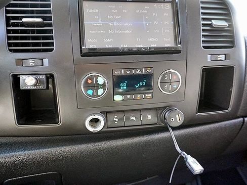 Used 2010 GMC Sierra 1500 SLE w/ Regional Value Package image 30