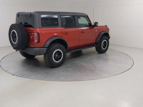 Certified 2023 Ford Bronco Outer Banks w/ Sasquatch Package AWD/4WD image 13