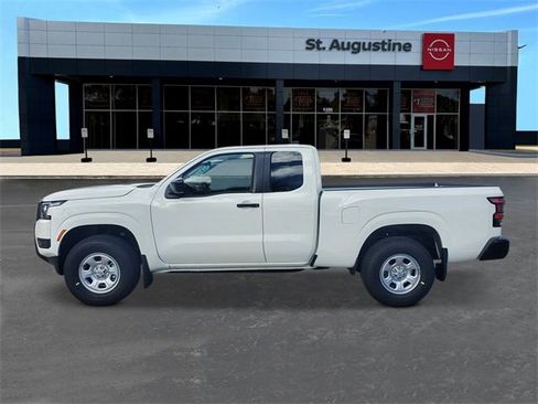 New 2026 Nissan Frontier S image 3