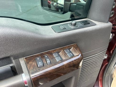 Used 2015 Ford F250 Platinum w/ FX4 Off-Road Package image 13