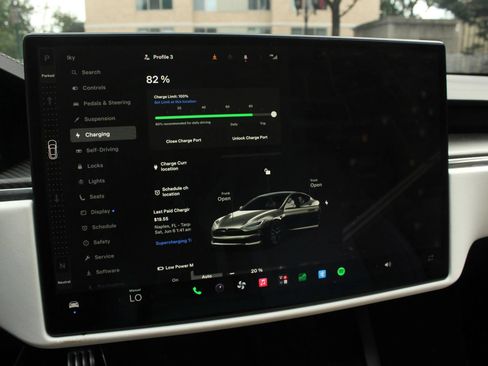 Used 2021 Tesla Model S Plaid AWD/4WD image 33