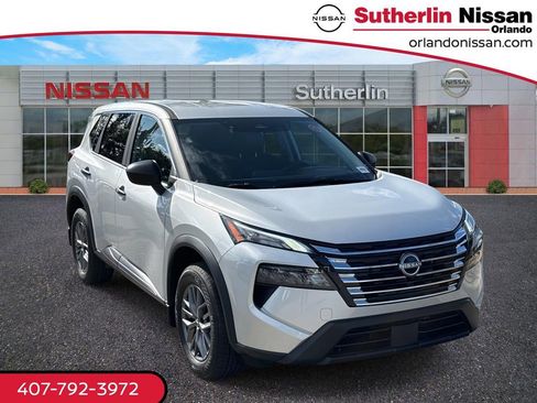 Certified 2025 Nissan Rogue S image 1