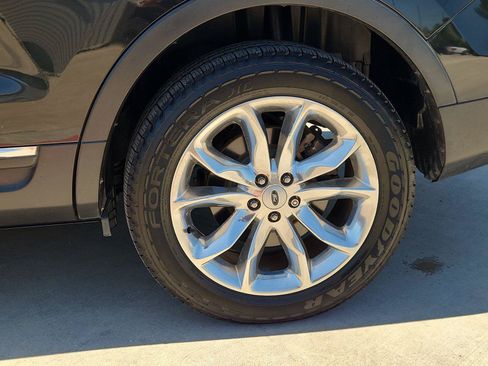 Used 2014 Ford Explorer Limited w/ Equipment Group 301A FWD image 32