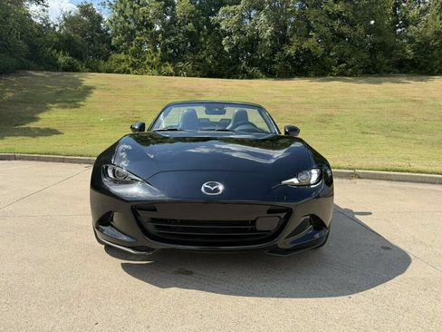 Used 2024 MAZDA MX-5 Miata Grand Touring RWD image 6