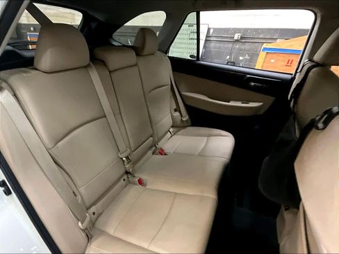 Used 2017 Subaru Outback 2.5i Limited AWD/4WD image 29