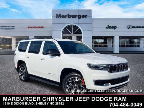 Used 2024 Jeep Wagoneer Series III AWD/4WD image 1