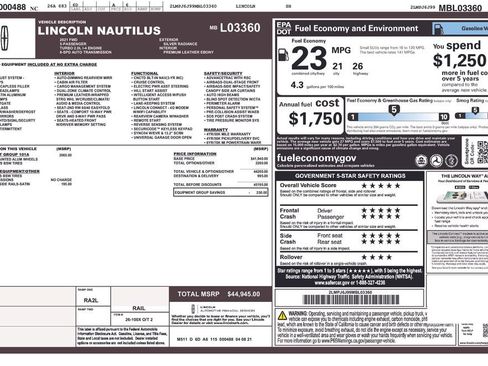 Used 2021 Lincoln Nautilus FWD w/ Equipment Group 101A image 2
