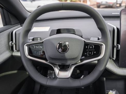 New 2026 Volvo EX30 Cross Country Ultra image 24