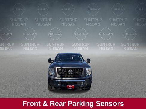 Used 2024 Nissan Titan SV w/ SV Convenience Package image 18