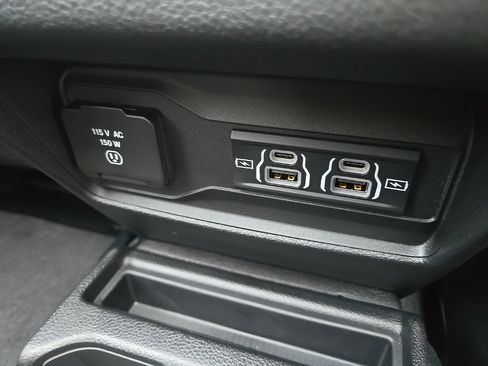 New 2025 Jeep Grand Cherokee L Limited w/ Luxury Tech Group II image 99