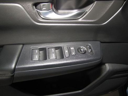 Certified 2025 Honda CR-V EX image 11